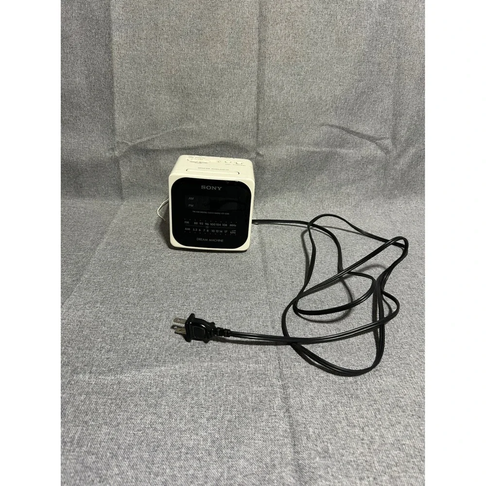 Sony Dream Machine Alarm Clock Radio ICF-C120‎ Vintage Digital AM FM Y2K Retro